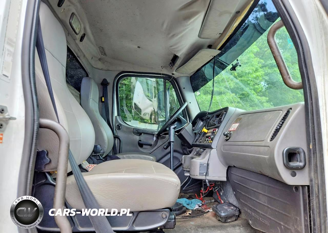 2015 Freightliner 108Sd Utility - Service Truck VIN:1FVAG0CY0FHGE3379 - 5