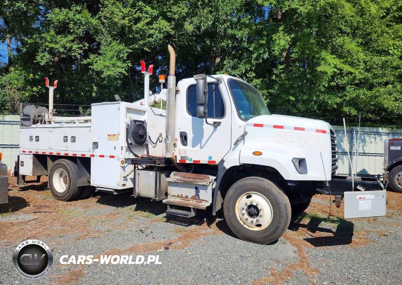 2015 Freightliner 108Sd Utility - Service Truck VIN:1FVAG0CY0FHGE3379 - 9