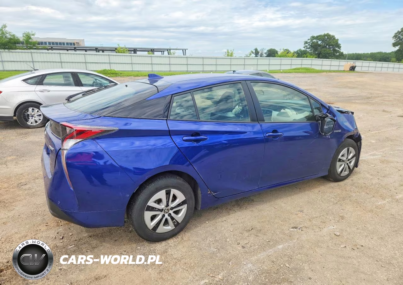 2018 Toyota Prius Two VIN:JTDKBRFU3J3069881 - 3