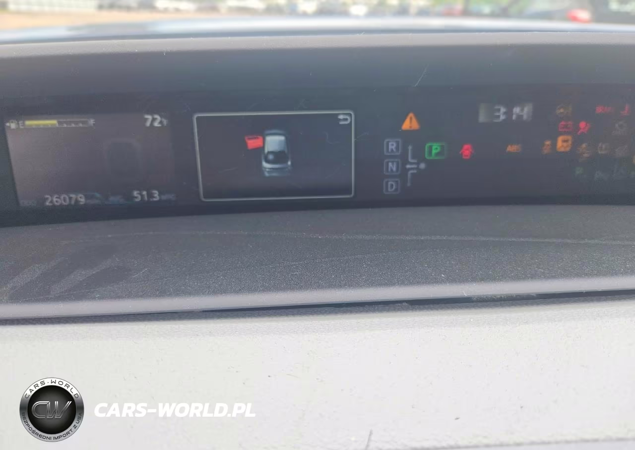 2018 Toyota Prius Two VIN:JTDKBRFU3J3069881 - 9
