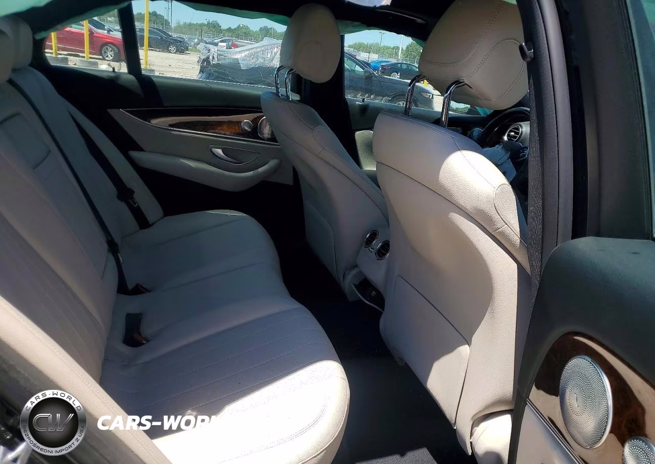 2019 Mercedes-Benz E 300 4Matic VIN:WDDZF4KB4KA543284 - 10