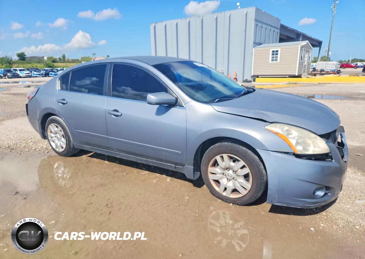 2010 Nissan Altima Base-S VIN:1N4AL2AP4AC191320 - 4