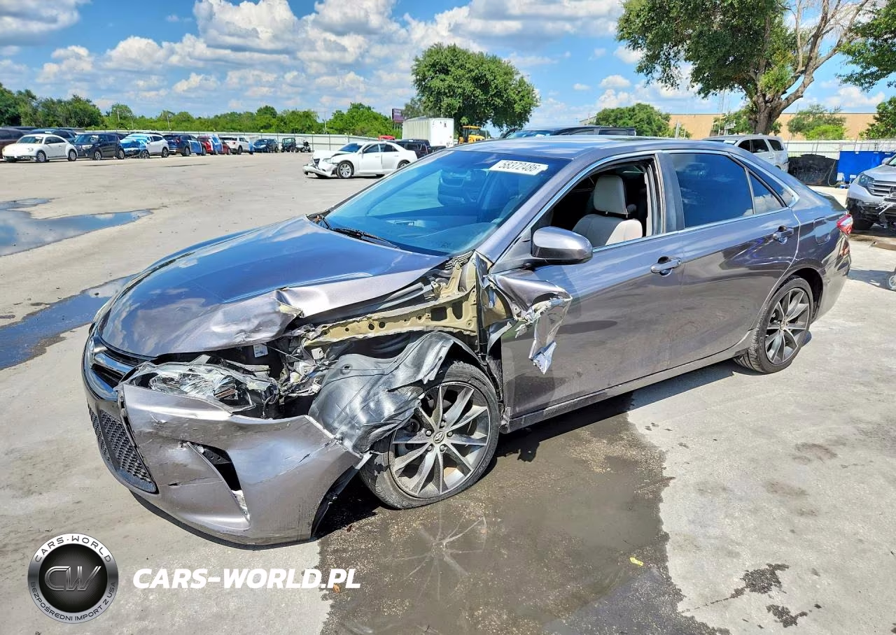 2016 Toyota Camry Xse – zdjęcie 1 z 12