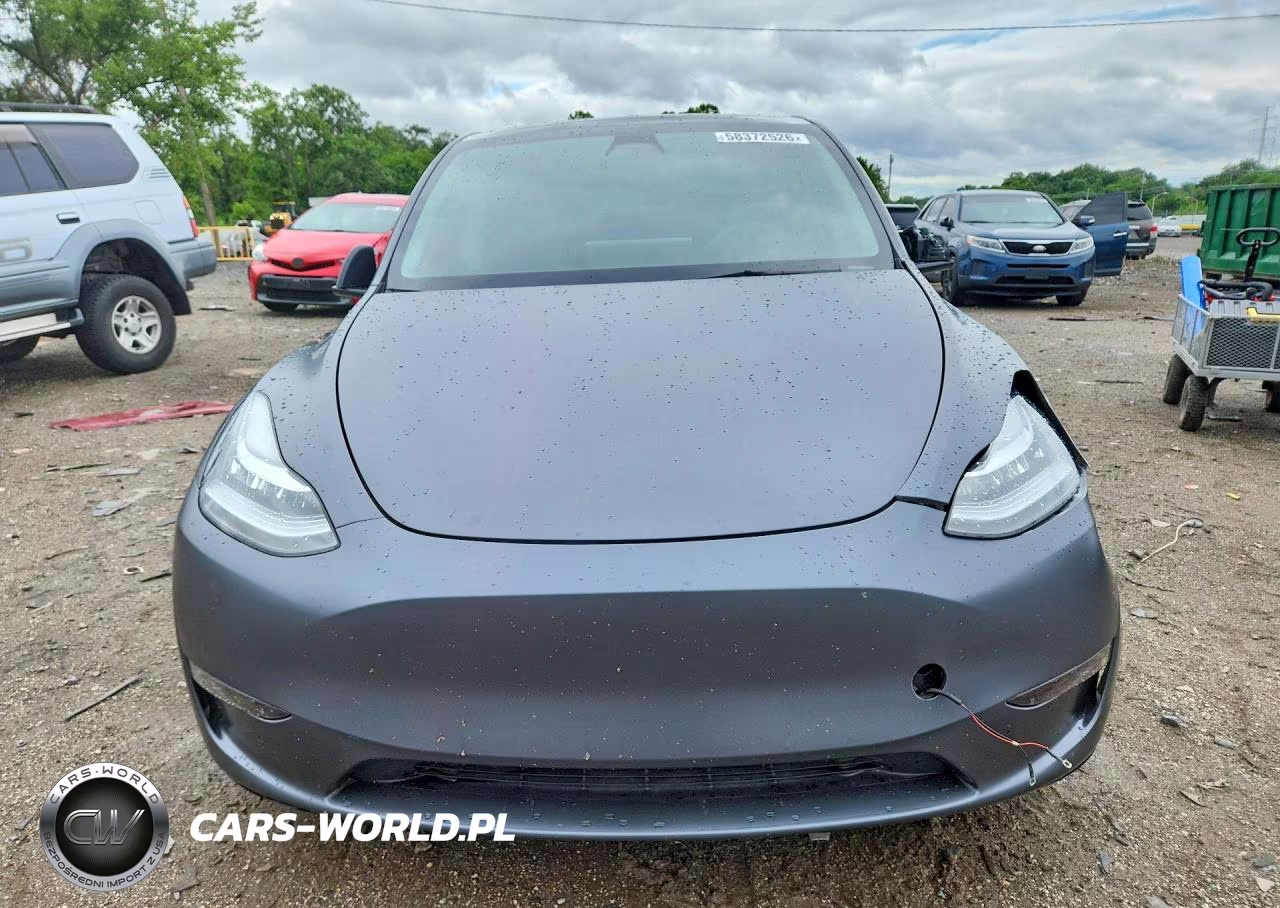 2023 Tesla Model Y VIN:7SAYGDEE3PF614162 - 5
