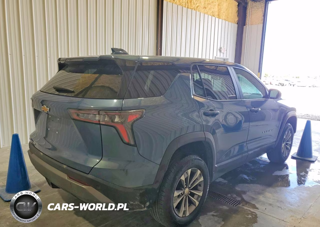2026 Chevrolet Equinox Lt VIN:3GNAXPEG5TL245227 - 3