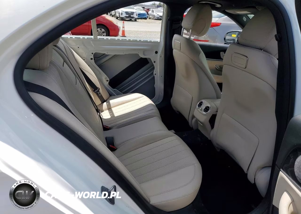 2018 Mercedes-Benz E 300 VIN:WDDZF4JB0JA465568 - 10