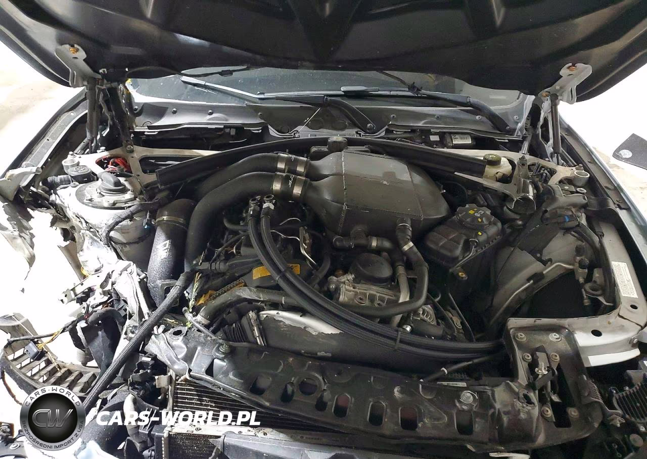 2015 BMW M4 VIN:WBS3R9C52FK329304 - 11