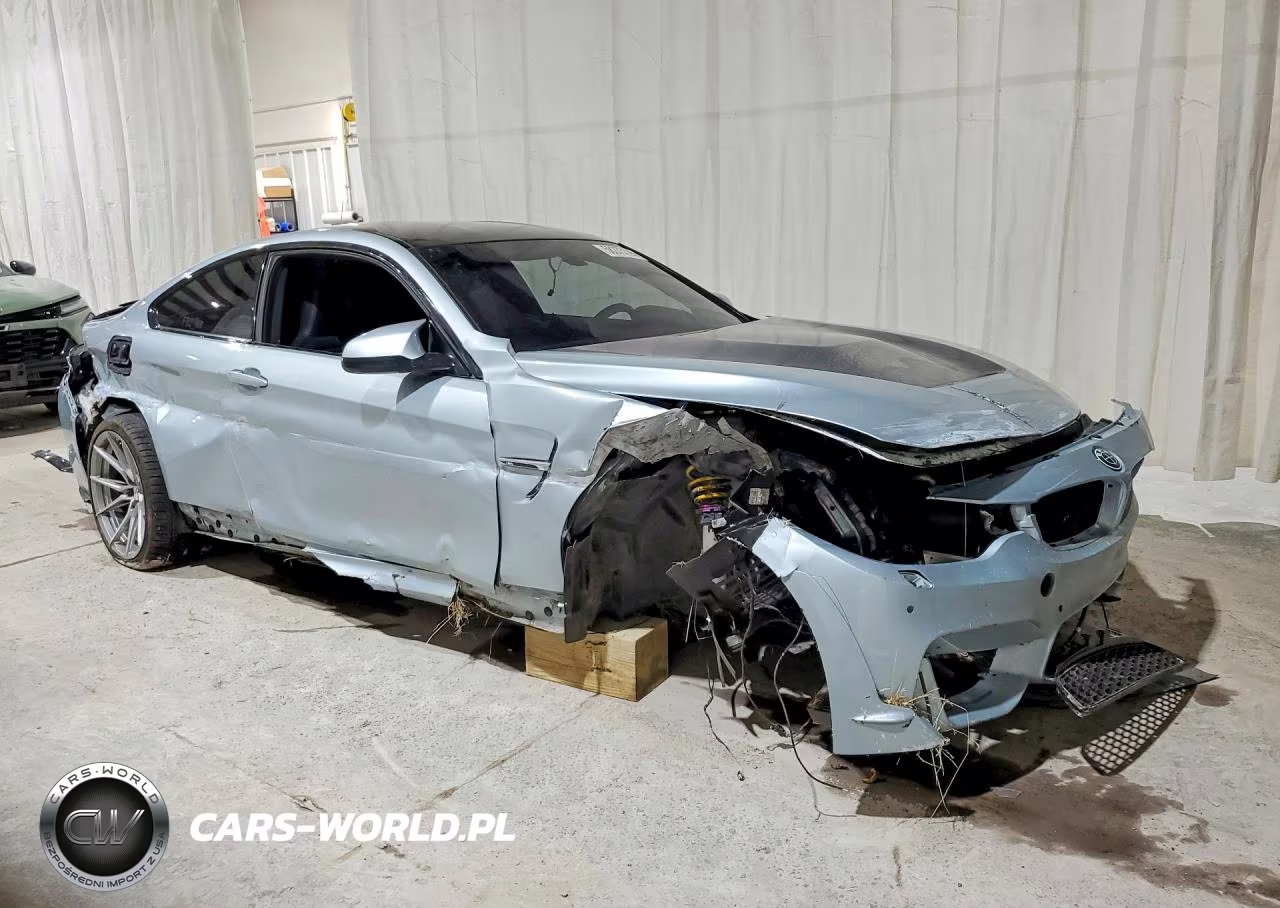 2015 BMW M4 VIN:WBS3R9C52FK329304 - 4
