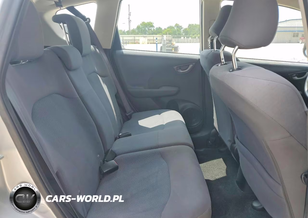 2012 Honda Fit VIN:JHMGE8H33CC029037 - 11