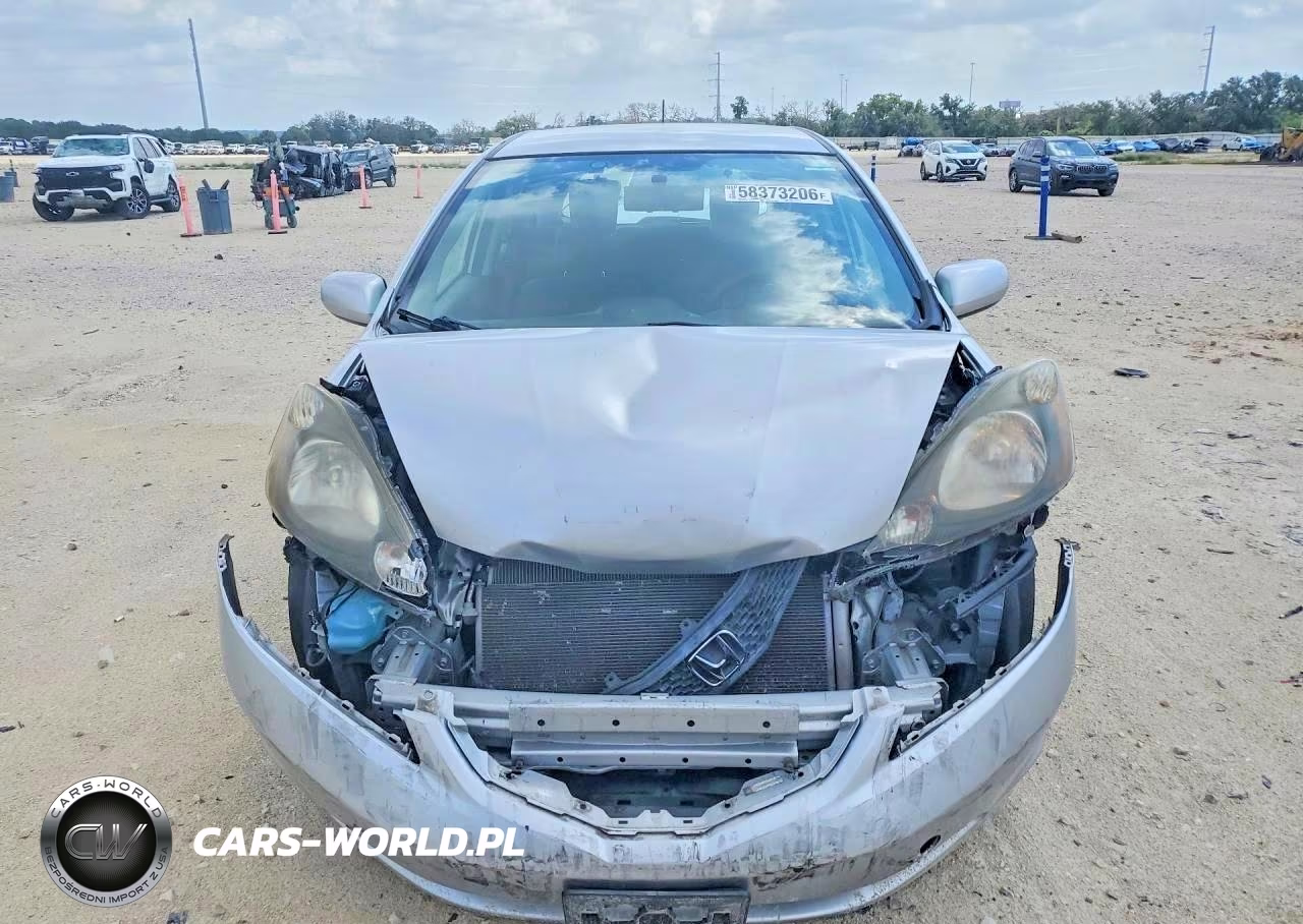 2012 Honda Fit VIN:JHMGE8H33CC029037 - 5