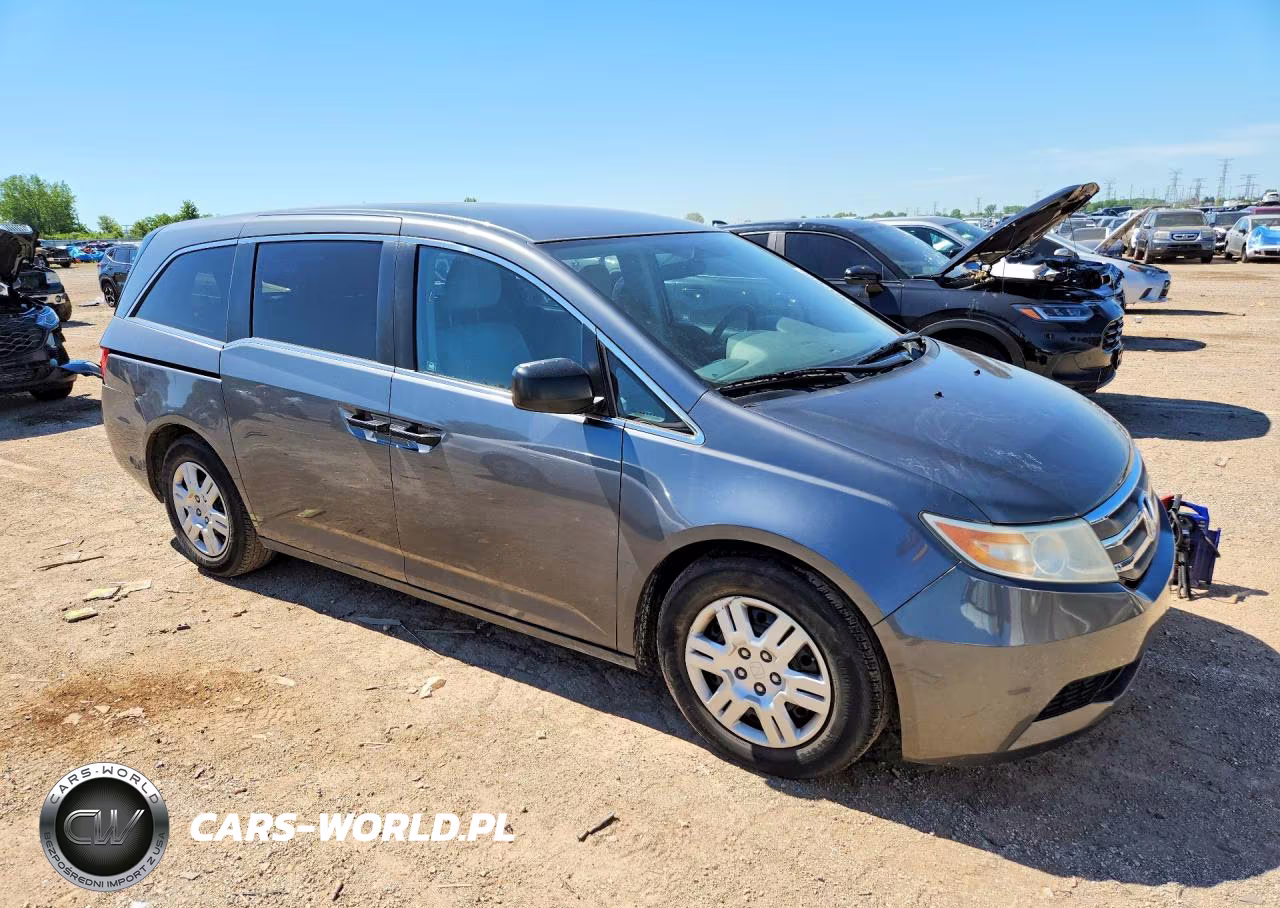 2011 Honda Odyssey Lx VIN:5FNRL5H2XBB024845 - 4