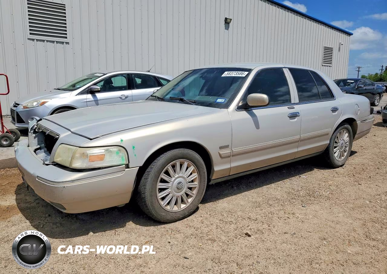 2011 Mercury Grand Marquis Ls – zdjęcie 1 z 12