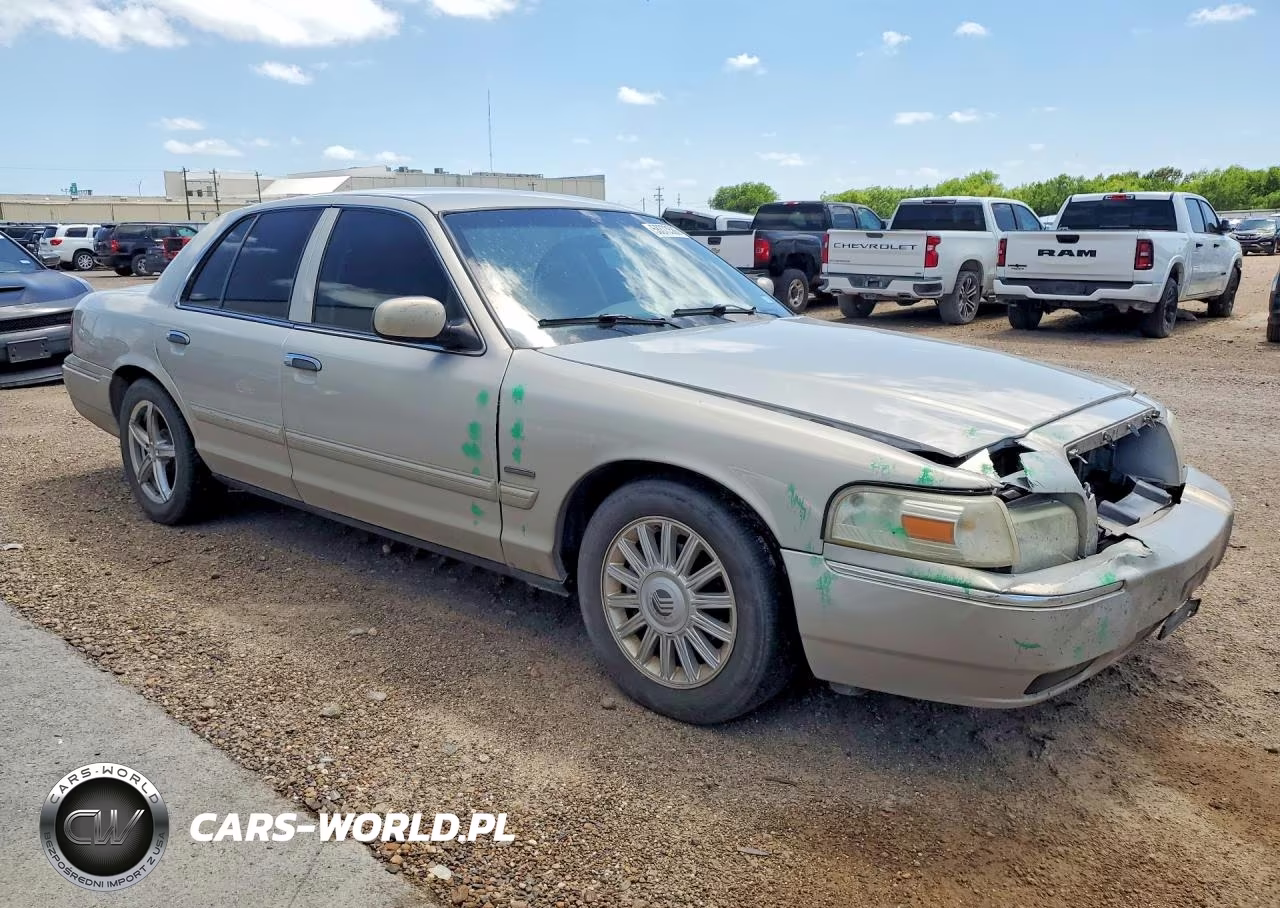 2011 Mercury Grand Marquis Ls VIN:2MEBM7FV4BX609412 - 4