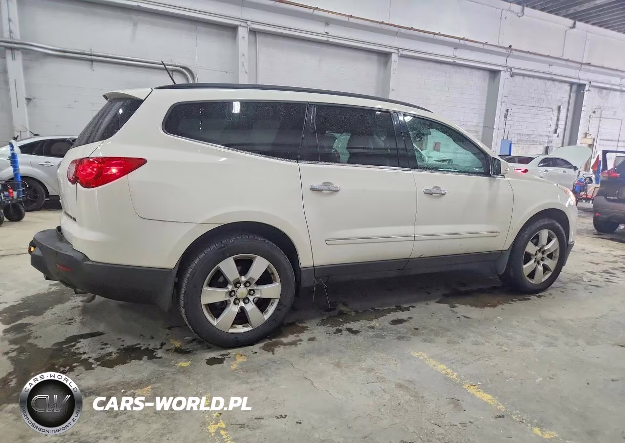 2010 Chevrolet Traverse Ltz VIN:1GNLVHED5AJ218026 - 3