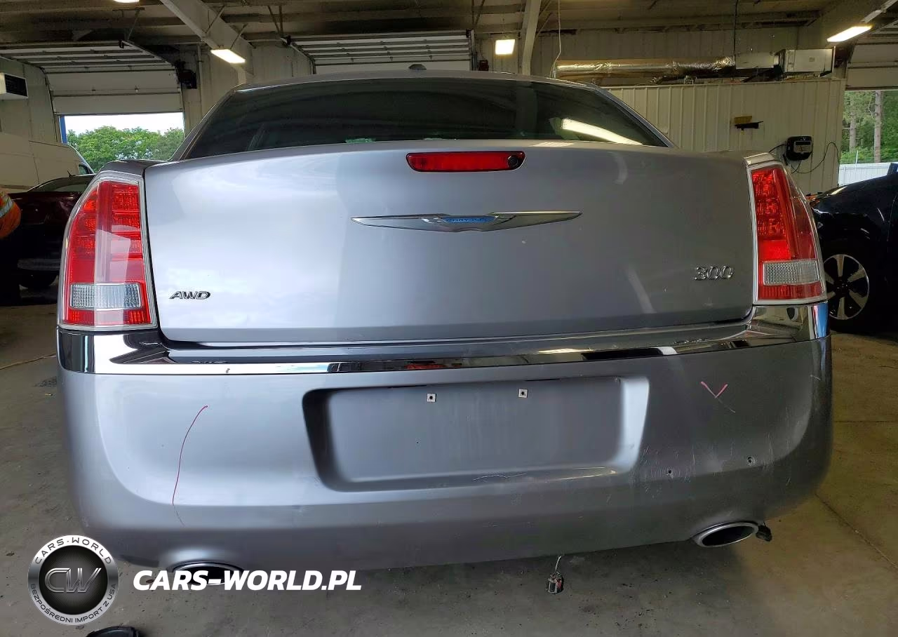 2014 Chrysler 300 VIN:2C3CCARG9EH223610 - 6
