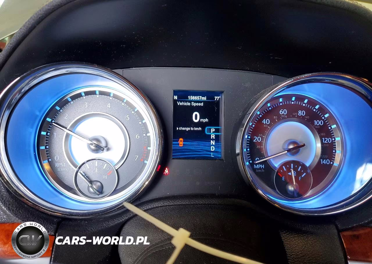2014 Chrysler 300 VIN:2C3CCARG9EH223610 - 9