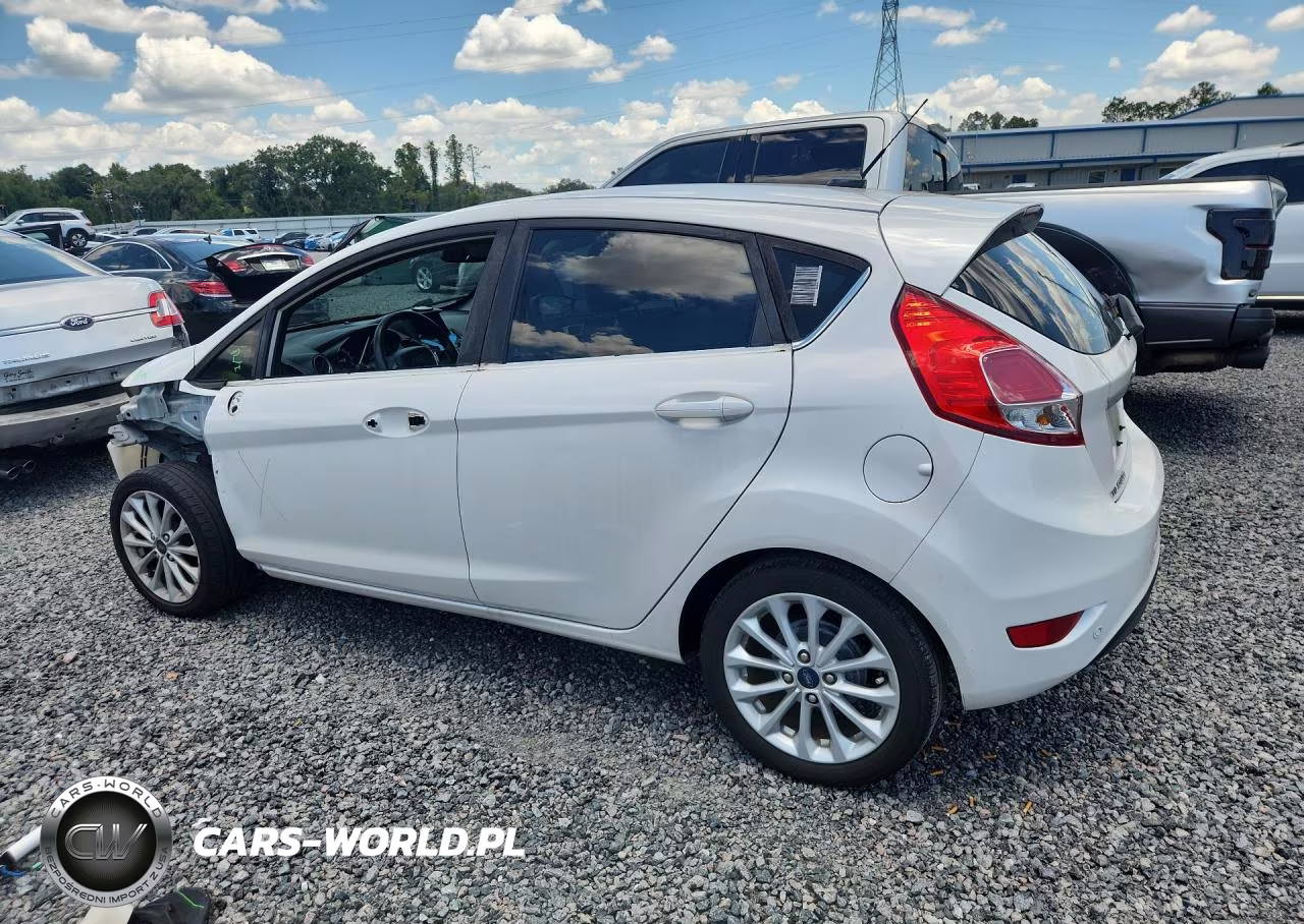 2018 Ford Fiesta Titanium VIN:3FADP4FJ7JM143648 - 2