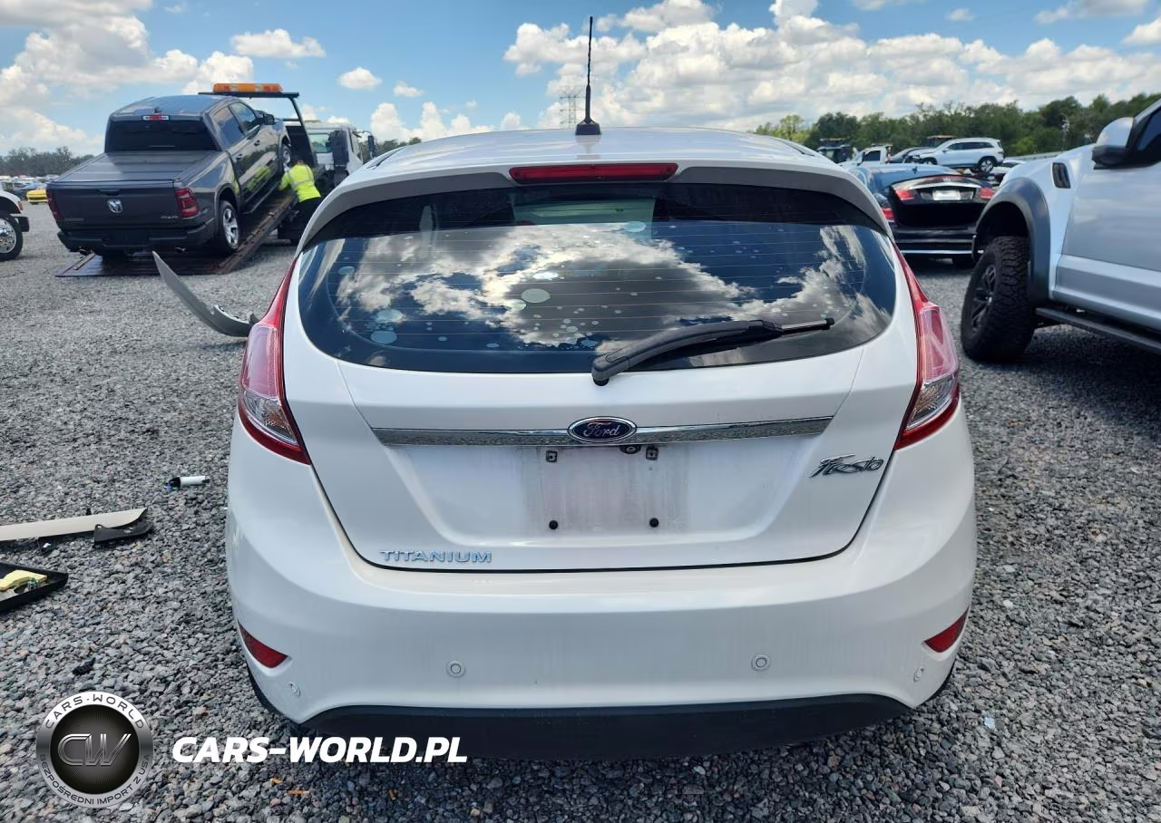 2018 Ford Fiesta Titanium VIN:3FADP4FJ7JM143648 - 6