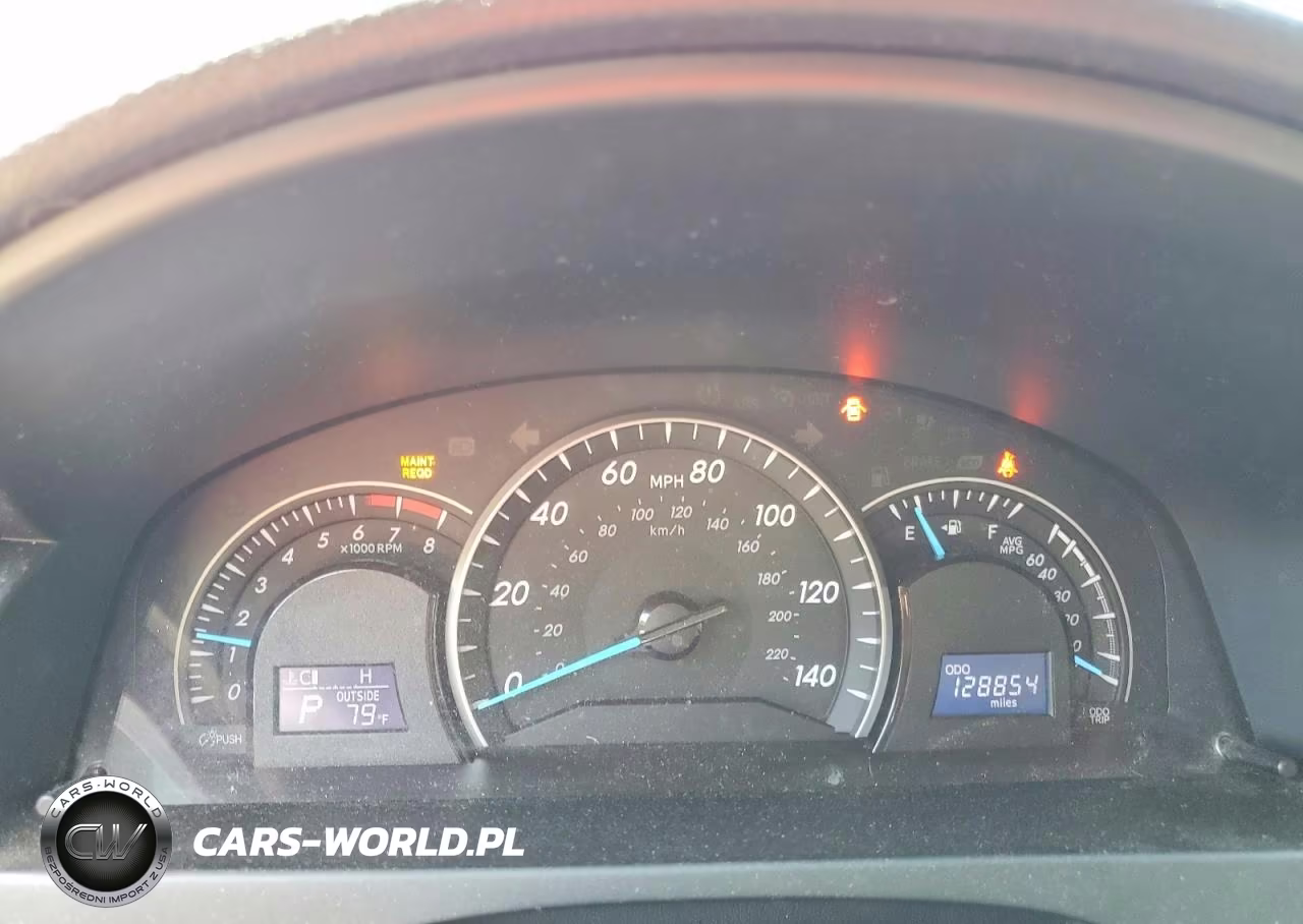 2015 Toyota Camry Le VIN:4T1BF1FK7FU980975 - 9