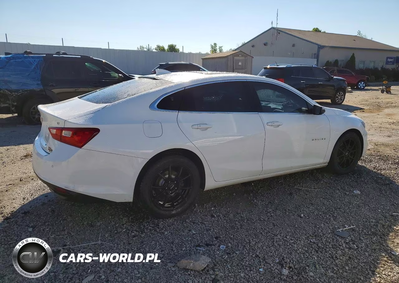 2016 Chevrolet Malibu Lt VIN:1G1ZE5ST0GF213463 - 3