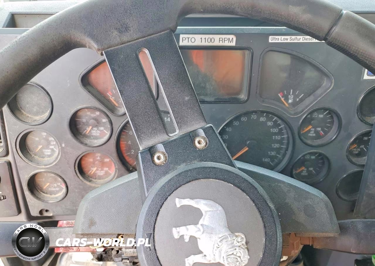 2013 Mack Gu713 Fuel Truck VIN:1M2AX07C6DM014673 - 8