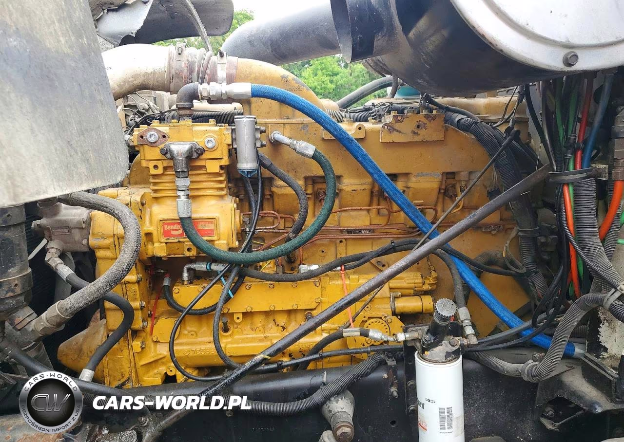 1993 International 9300 Semi Truck VIN:2HSFBMZR9PC070345 - 7