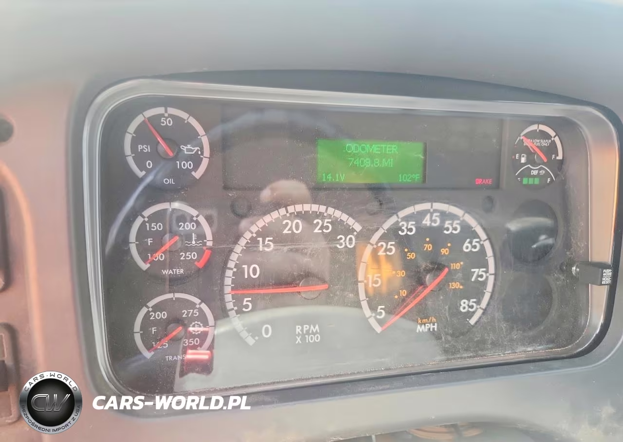 2016 Freightliner M2 106 Medium Duty VIN:1FVACWDU5GHHG5540 - 8
