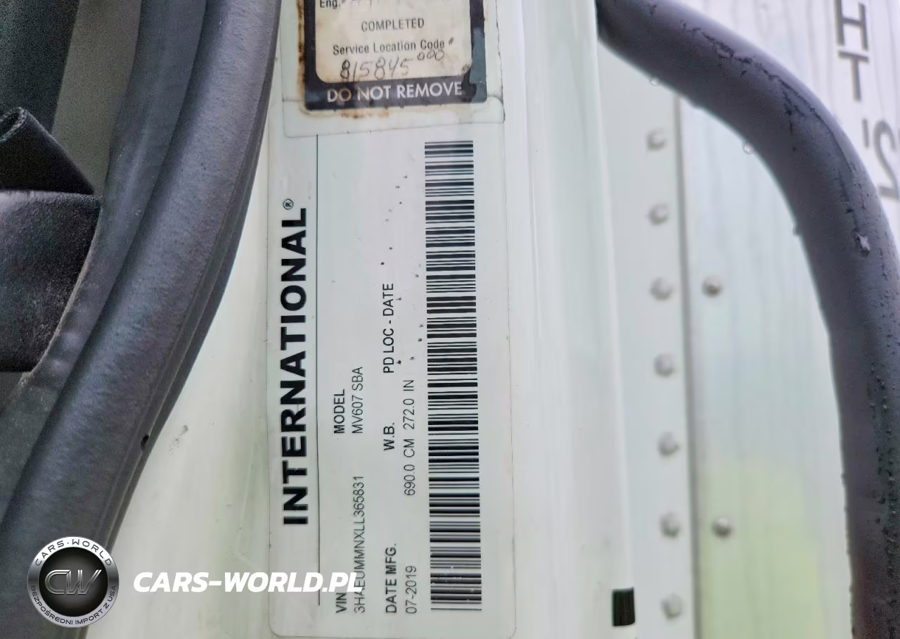 2020 International Mv607 Box Truck VIN:3HAEUMMNXLL365831 - 10