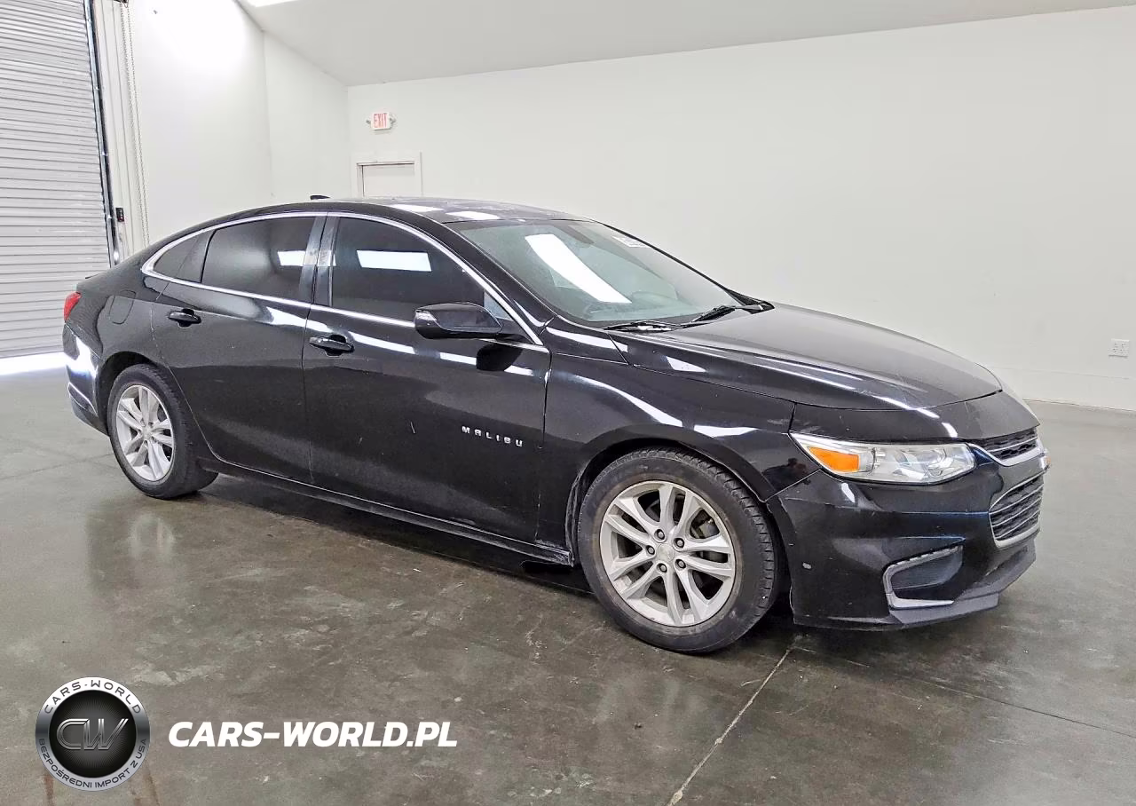 2018 Chevrolet Malibu Lt VIN:1G1ZD5STXJF139799 - 4