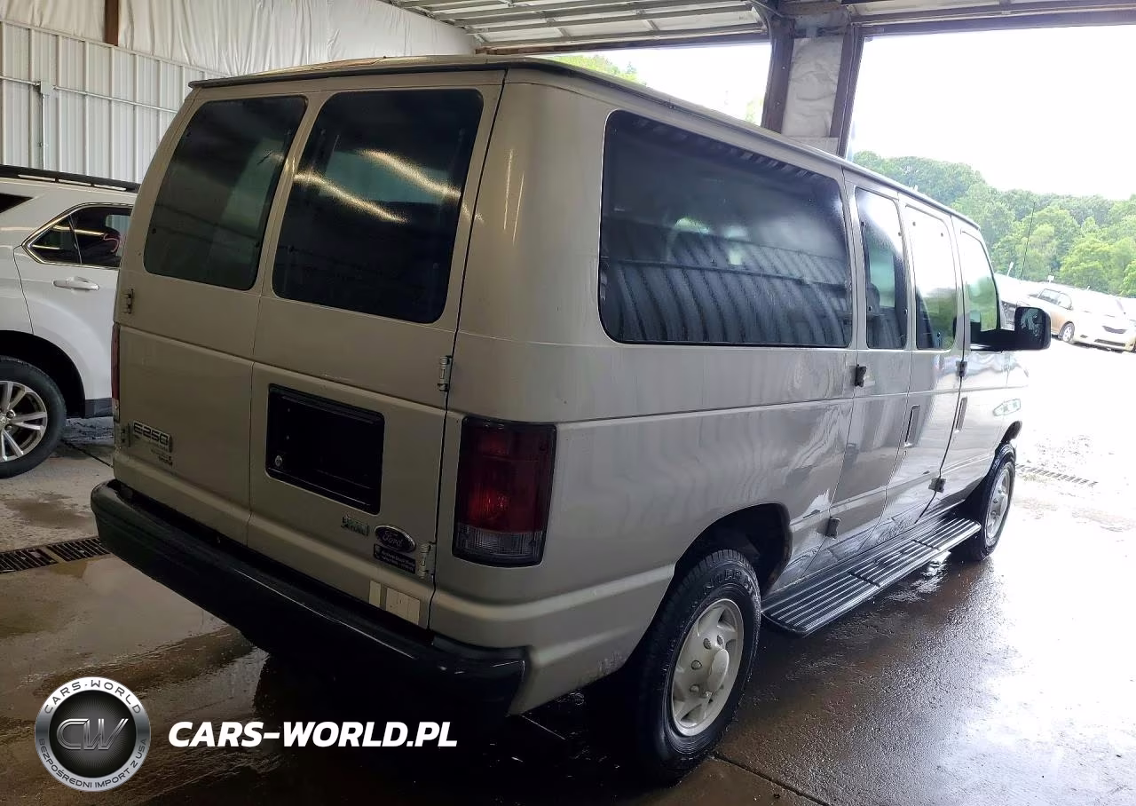 2011 Ford Econoline E250 Van VIN:1FTCE2EL5BDA55374 - 3