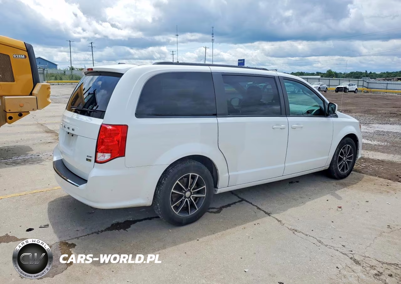 2018 Dodge Grand Caravan Gt VIN:2C4RDGEG8JR147085 - 3