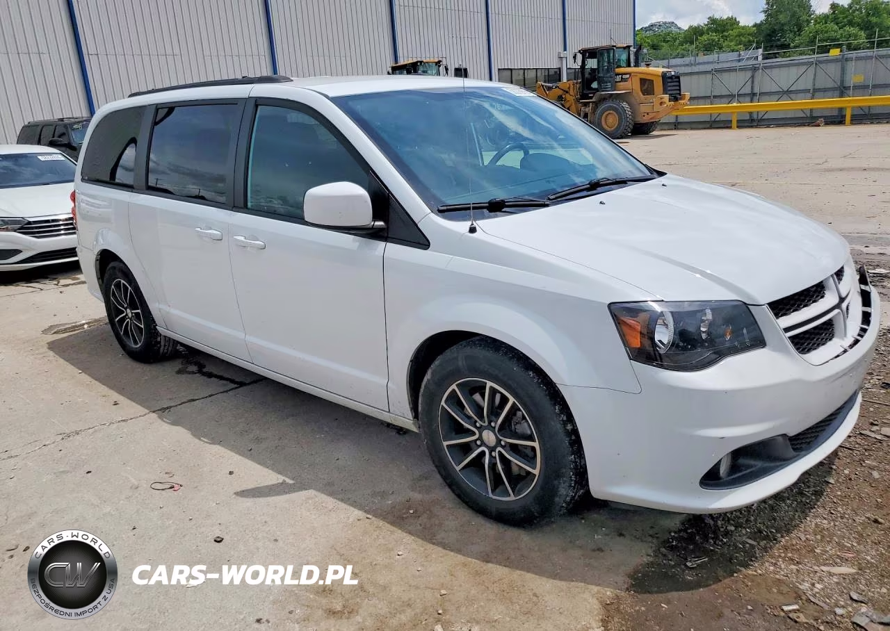 2018 Dodge Grand Caravan Gt VIN:2C4RDGEG8JR147085 - 4