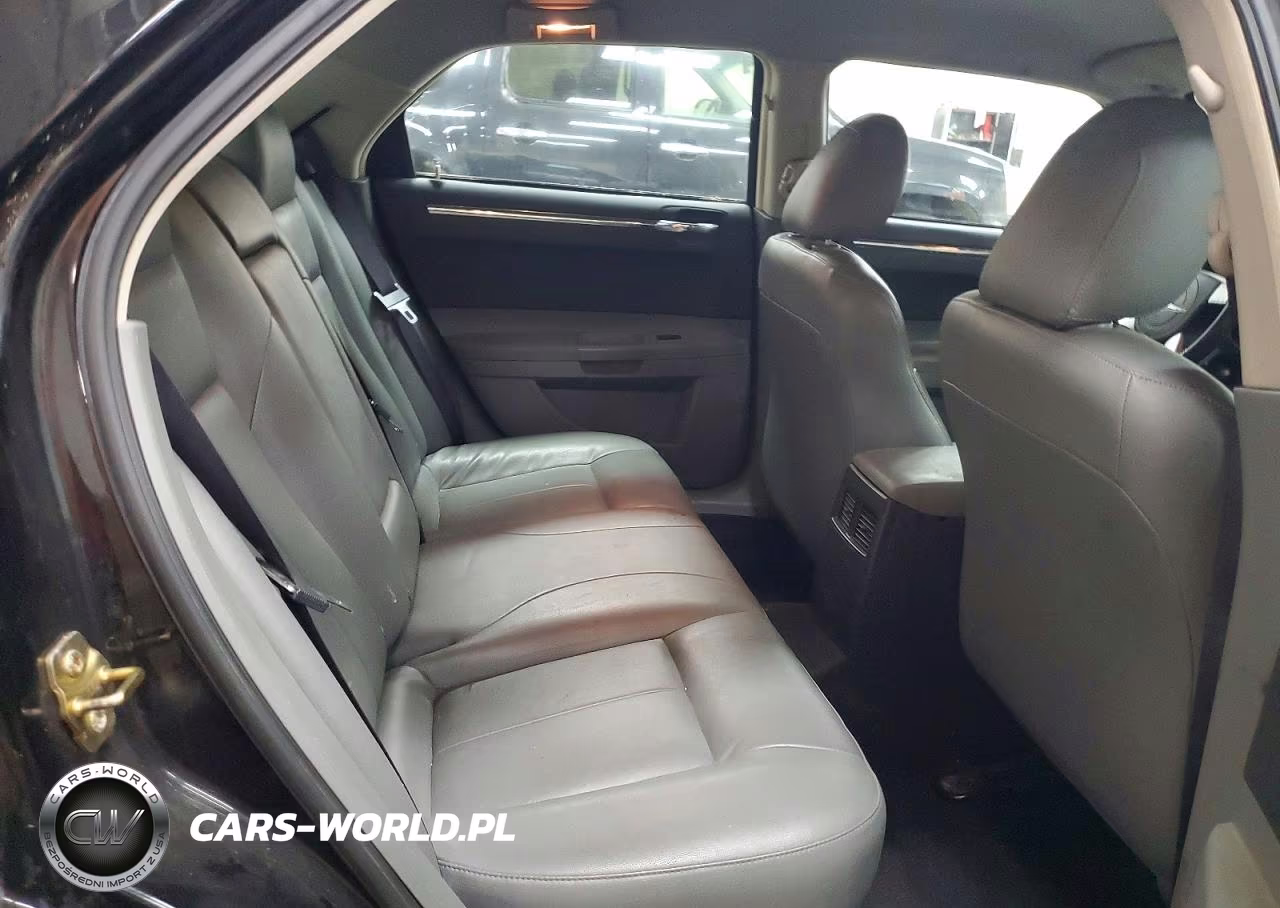2005 Chrysler 300 Touring VIN:2C3JA53GX5H176536 - 10