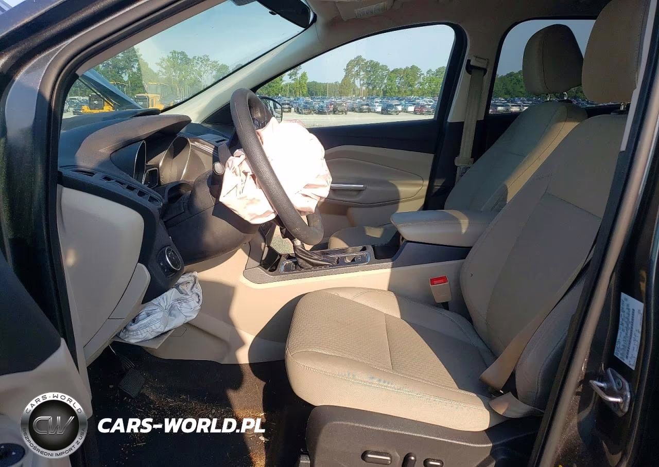 2017 Ford Escape Se VIN:1FMCU0GD6HUA88174 - 7