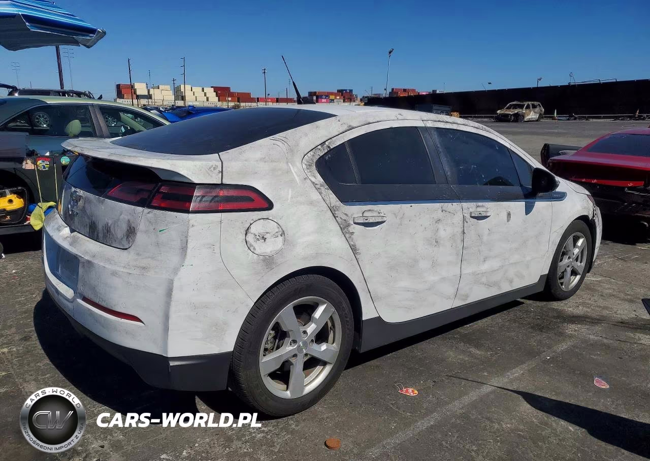 2014 Chevrolet Volt VIN:1G1RE6E44EU173889 - 3