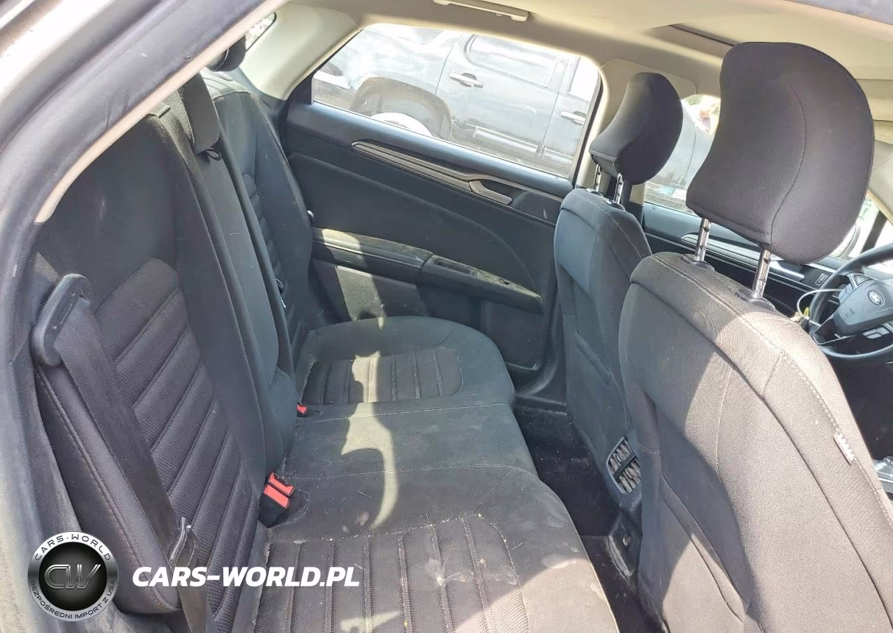 2018 Ford Fusion Se Hybrid VIN:3FA6P0LUXJR116432 - 10