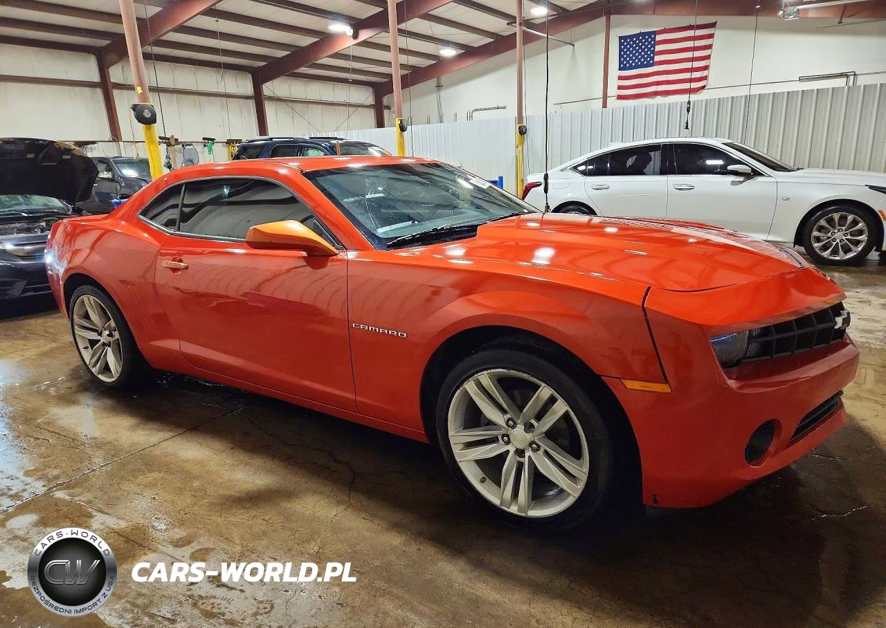 2012 Chevrolet Camaro Lt VIN:2G1FC1E39C9126371 - 4