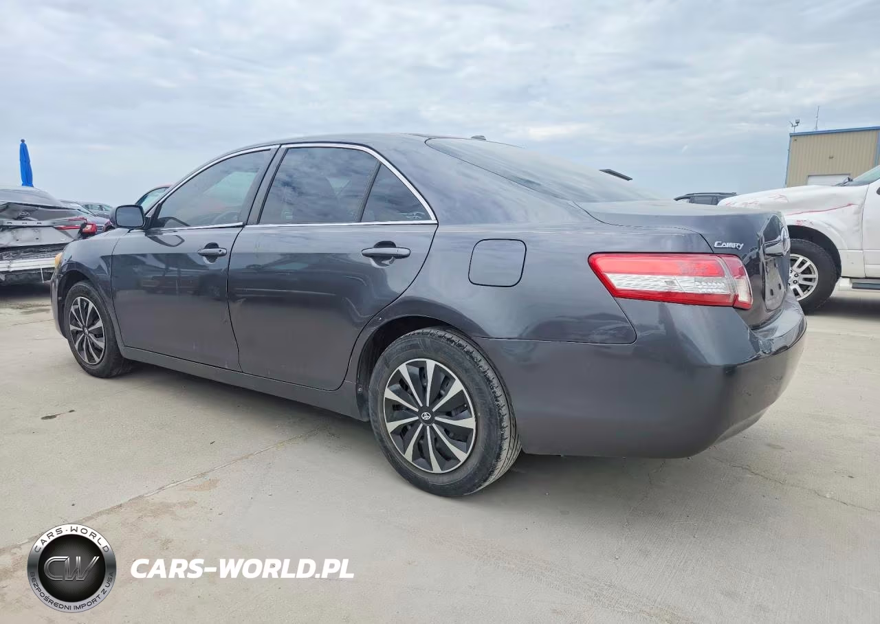 2011 Toyota Camry Le VIN:4T1BF3EK2BU610332 - 2