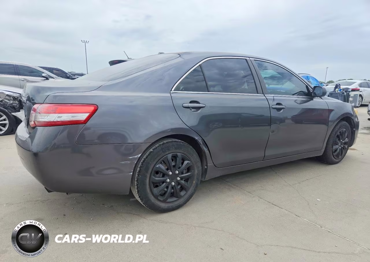 2011 Toyota Camry Le VIN:4T1BF3EK2BU610332 - 3