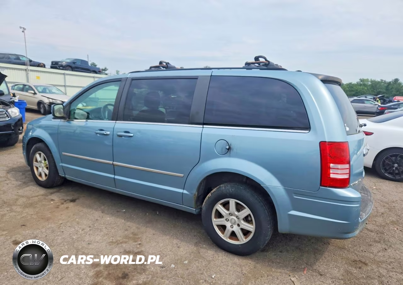 2010 Chrysler Town & Country Touring VIN:2A4RR5D17AR300181 - 2