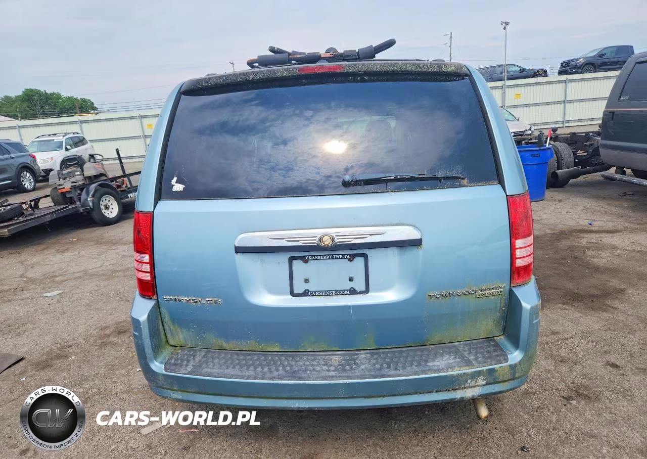 2010 Chrysler Town & Country Touring VIN:2A4RR5D17AR300181 - 6