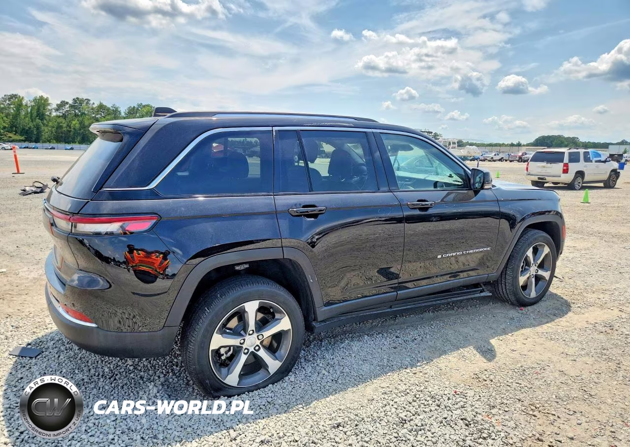 2023 Jeep Grand Cherokee Limited 4Xe VIN:1C4RJYB67P8795922 - 3