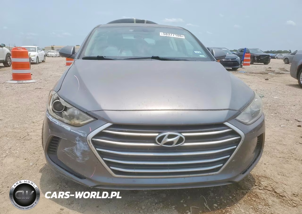 2018 Hyundai Elantra Sel VIN:5NPD84LF8JH362146 - 5