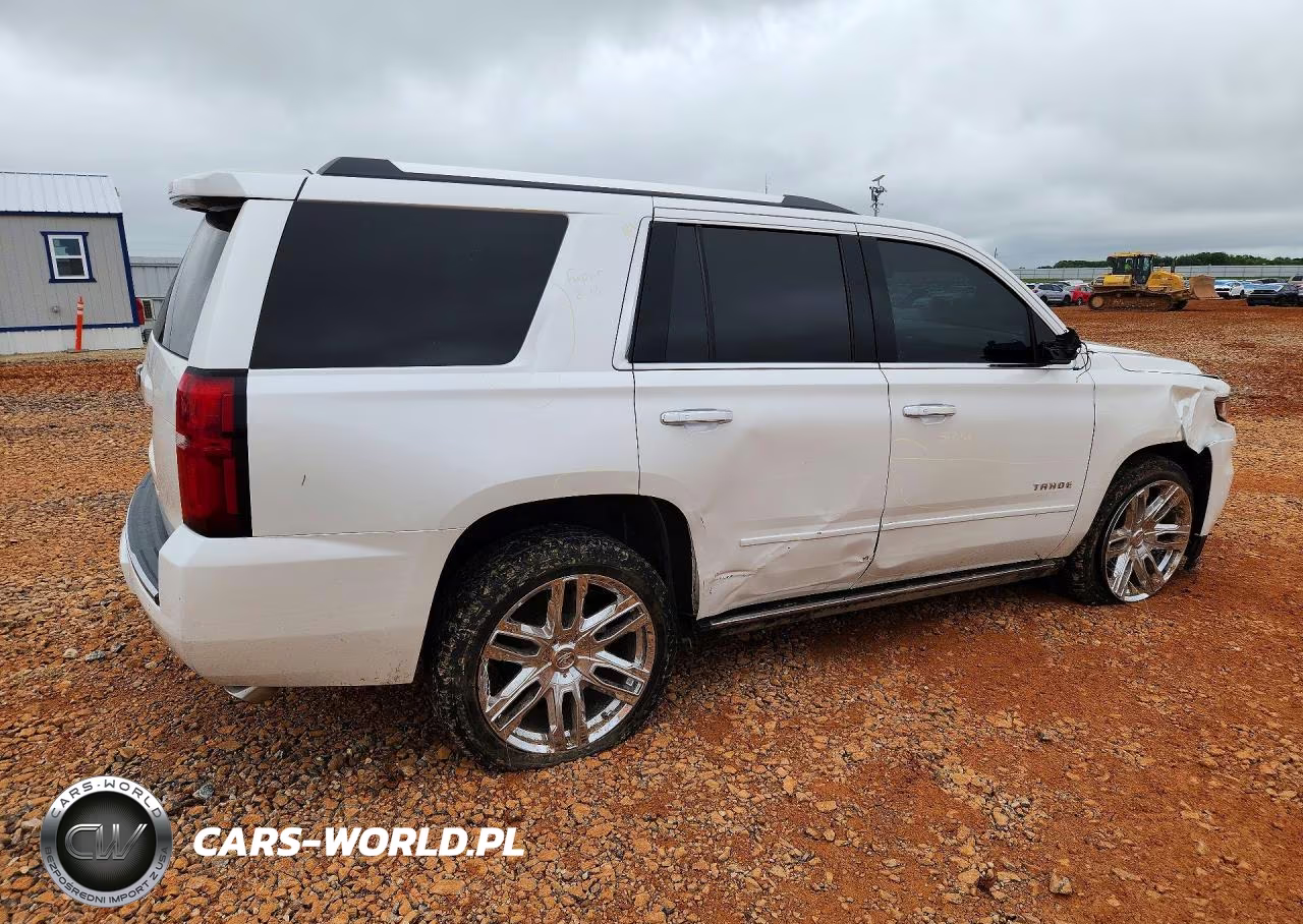 2017 Chevrolet Tahoe K1500 Premier VIN:1GNSKCKC7HR258011 - 3