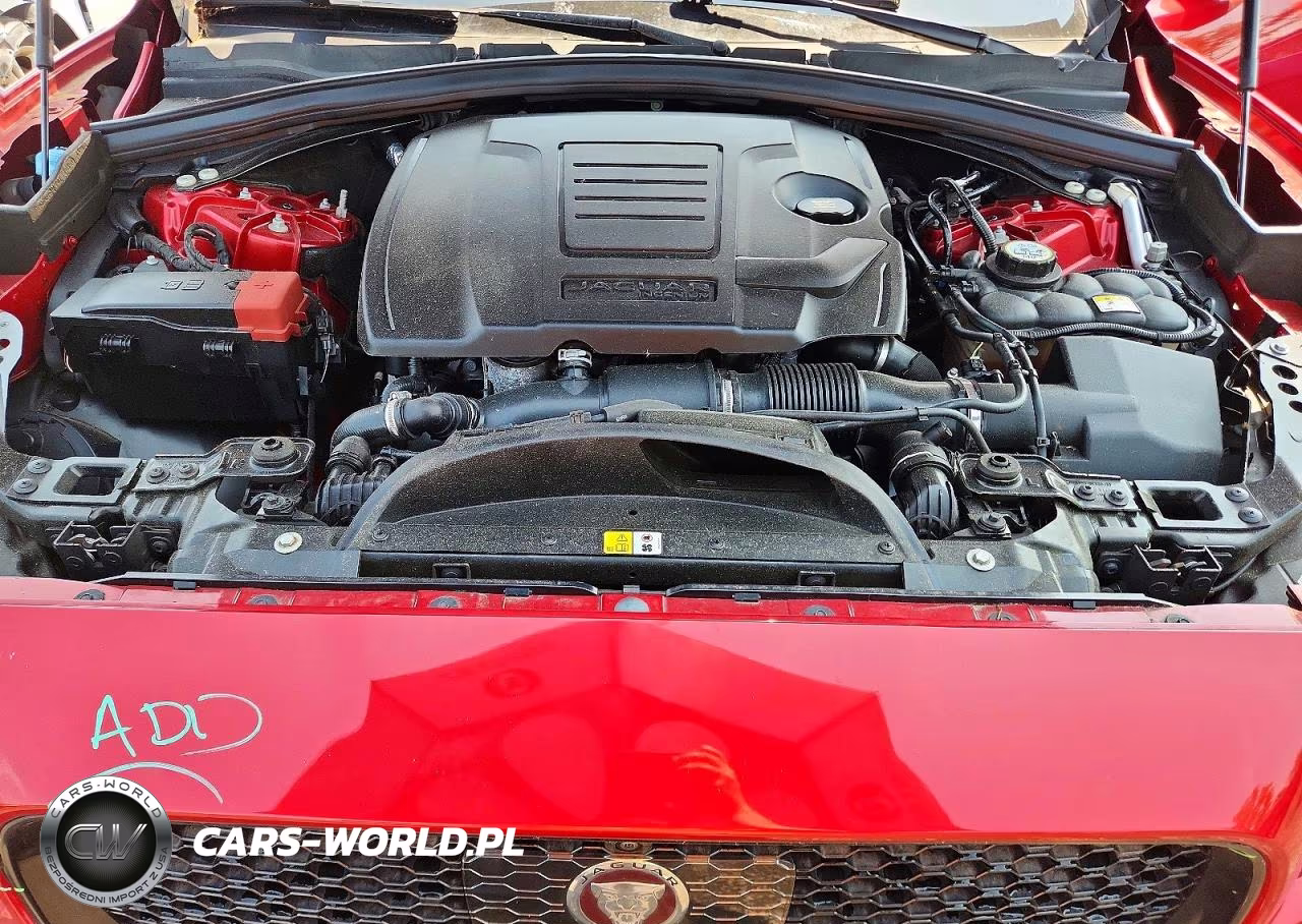 2020 Jaguar F-Pace R - Sport VIN:SADCL2GX8LA627308 - 11