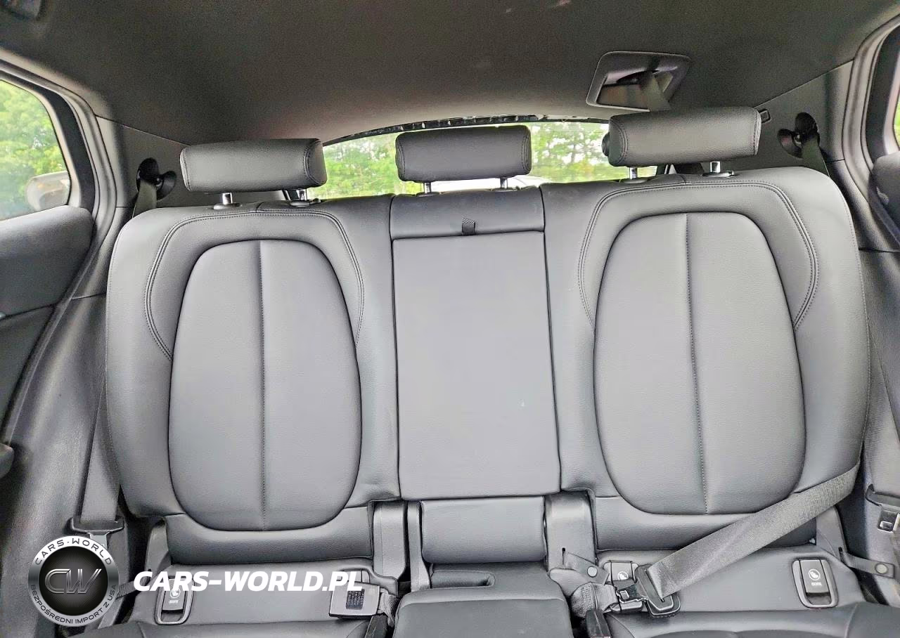 2018 BMW X2 Sdrive28I VIN:WBXYJ3C3XJEJ81980 - 10