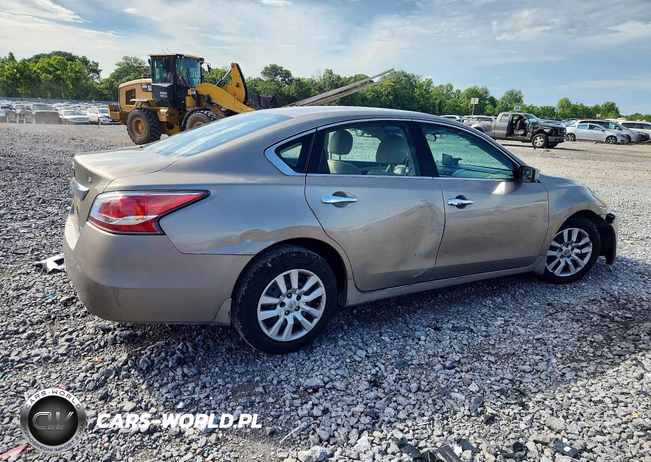 2014 Nissan Altima 2.5 S VIN:1N4AL3AP4EC104608 - 3