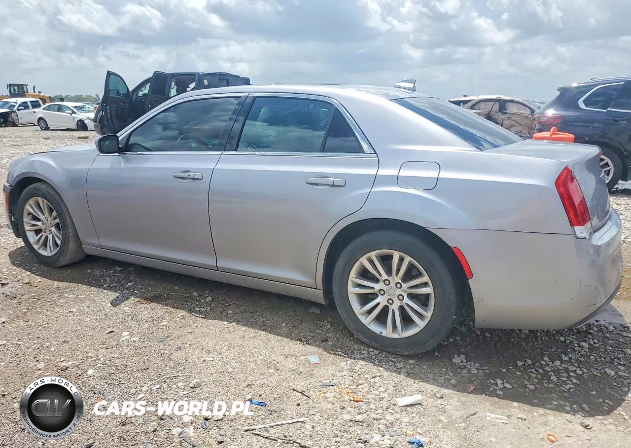 2017 Chrysler 300 Limited VIN:2C3CCAAG6HH662103 - 2
