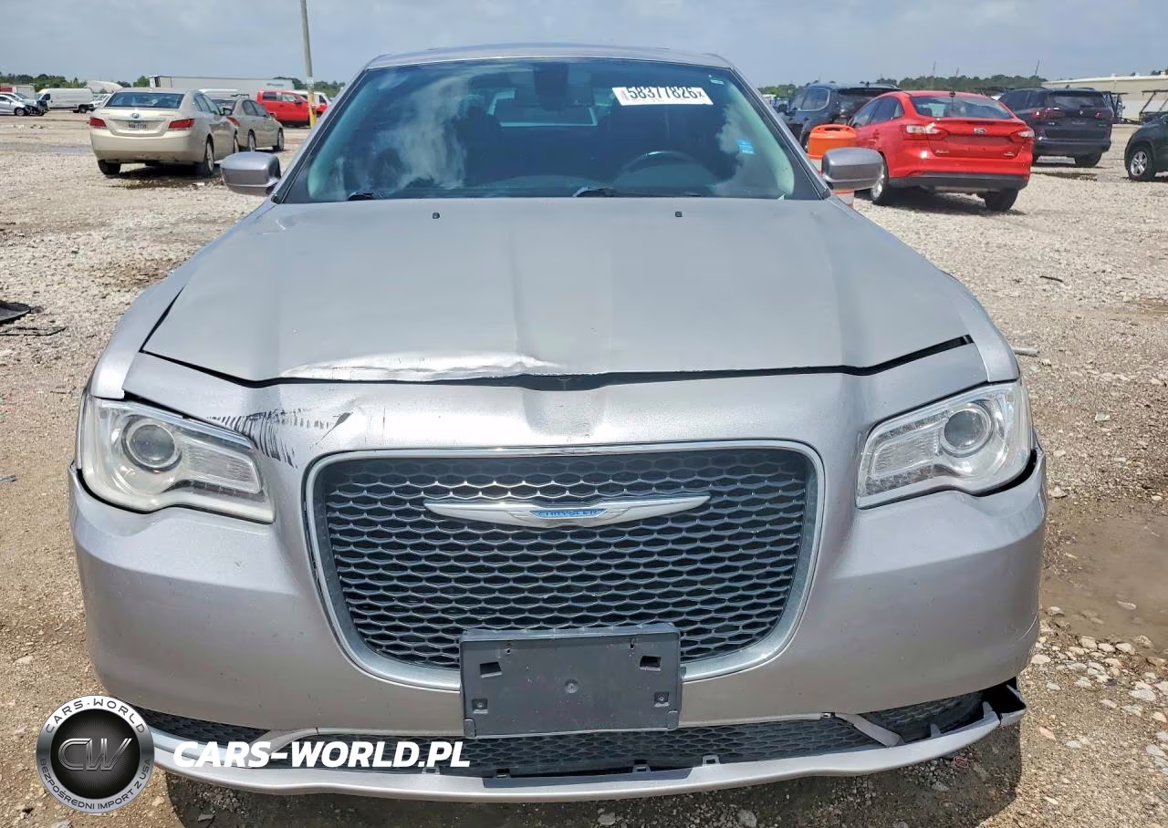 2017 Chrysler 300 Limited VIN:2C3CCAAG6HH662103 - 5