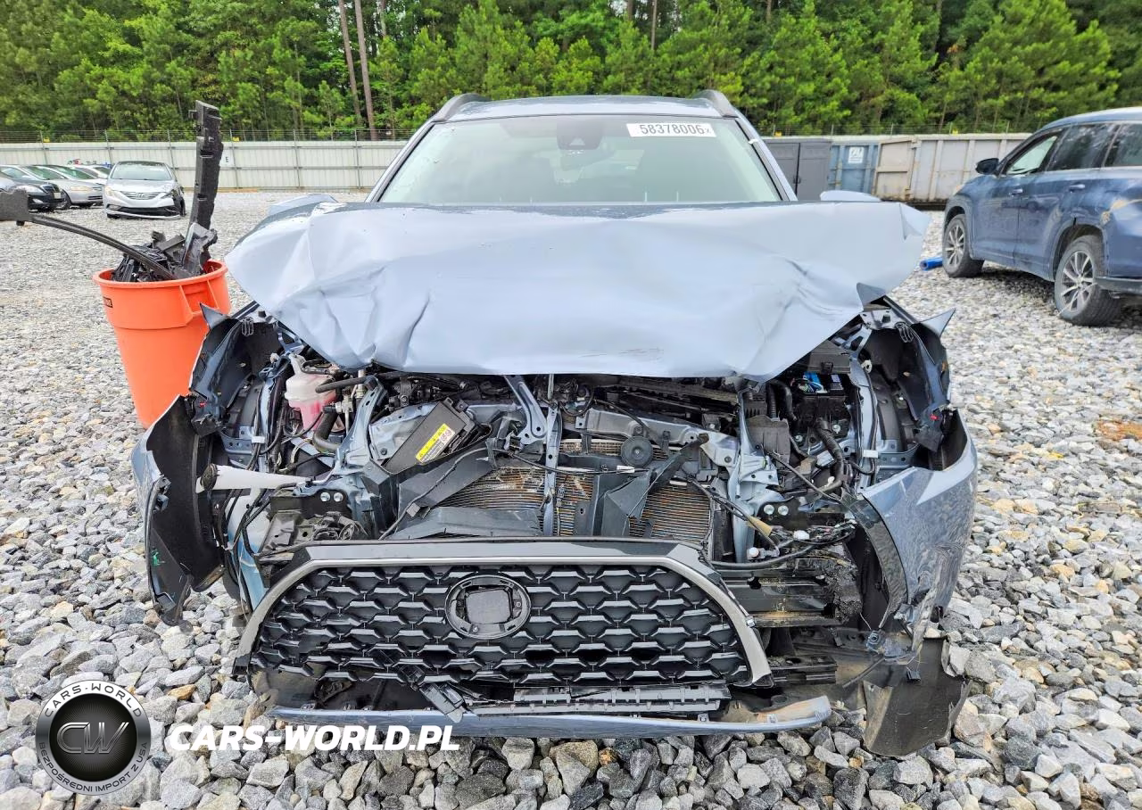 2022 Toyota Corolla Cross Xle VIN:7MUEAAAG1NV035192 - 5